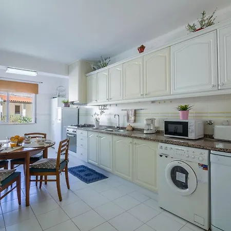 Apartamento T1 Bela Vista
